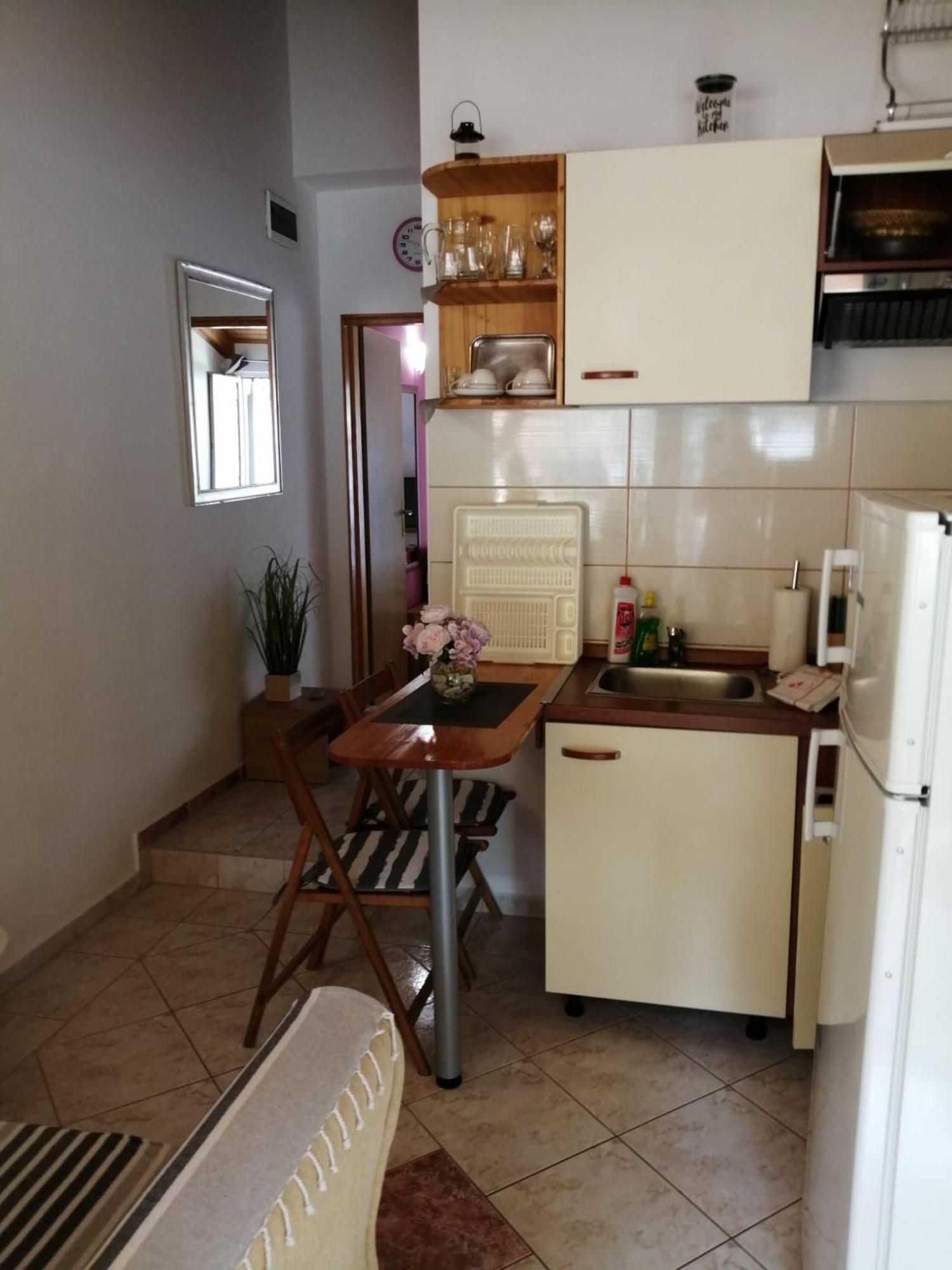 Mala Basina -Maslina Apartment Vrbanj Exterior photo