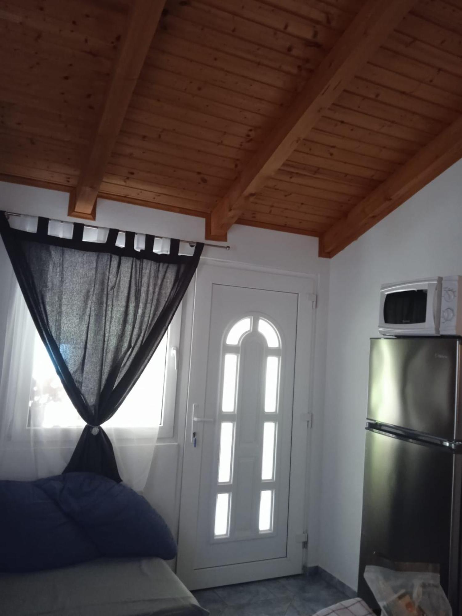 Mala Basina -Maslina Apartment Vrbanj Exterior photo