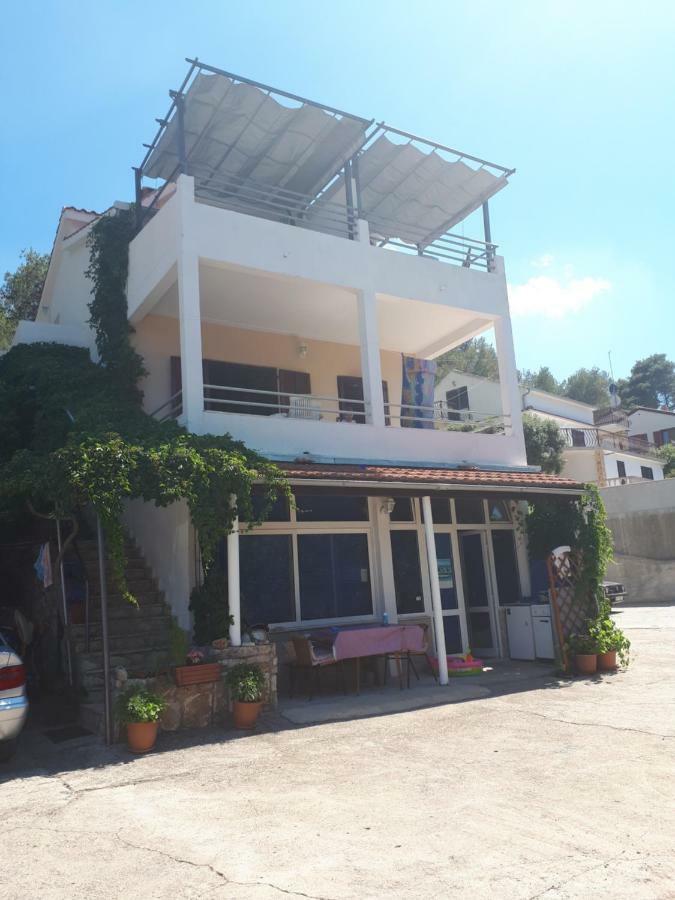 Mala Basina -Maslina Apartment Vrbanj Exterior photo
